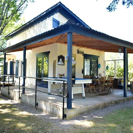 Modern Holiday Home Near The Forest Saint-Honore-les-Bains Luaran gambar