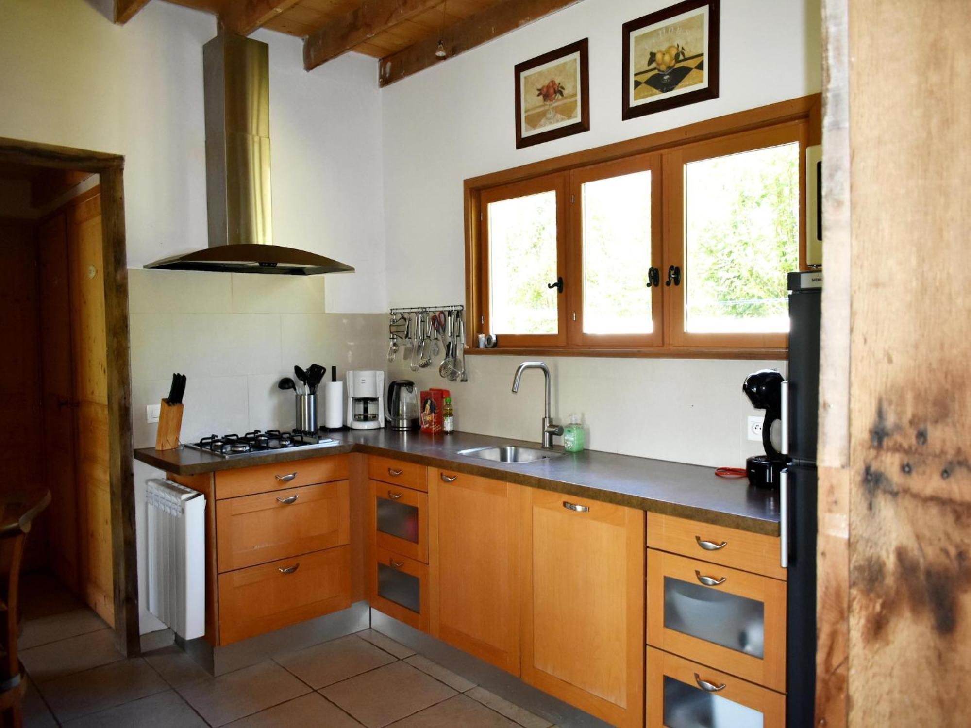 Modern Holiday Home Near The Forest Saint-Honore-les-Bains Luaran gambar